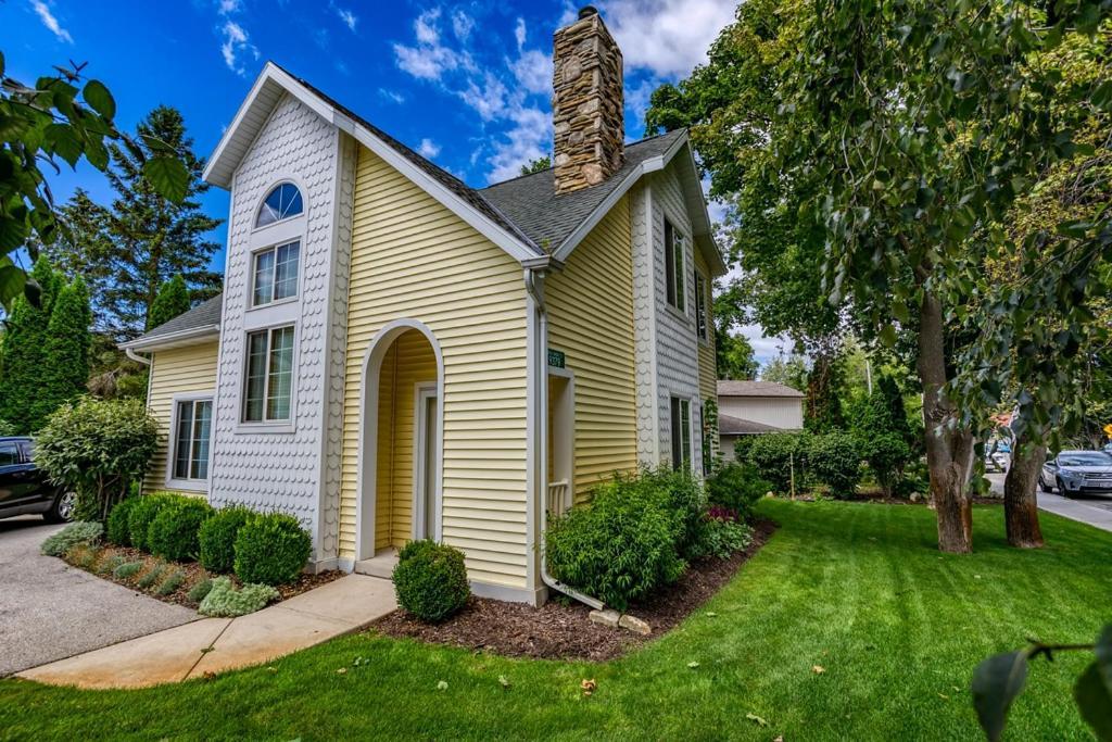 Yellow Birch Cottage By Simple Life Rentals Fish Creek Exterior photo